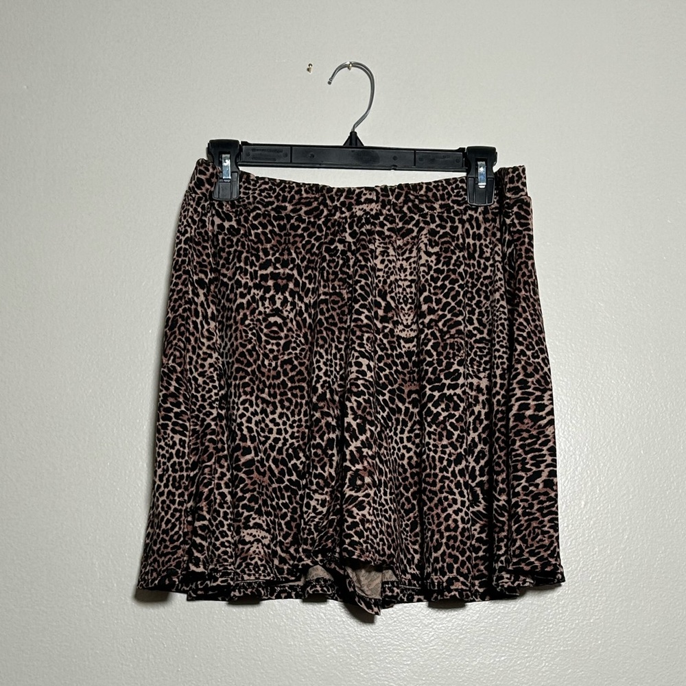 Flowy shorts new with tags